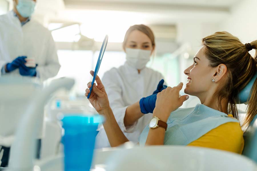 Jakie środki ochrony zastosować w gabinecie stomatologicznym